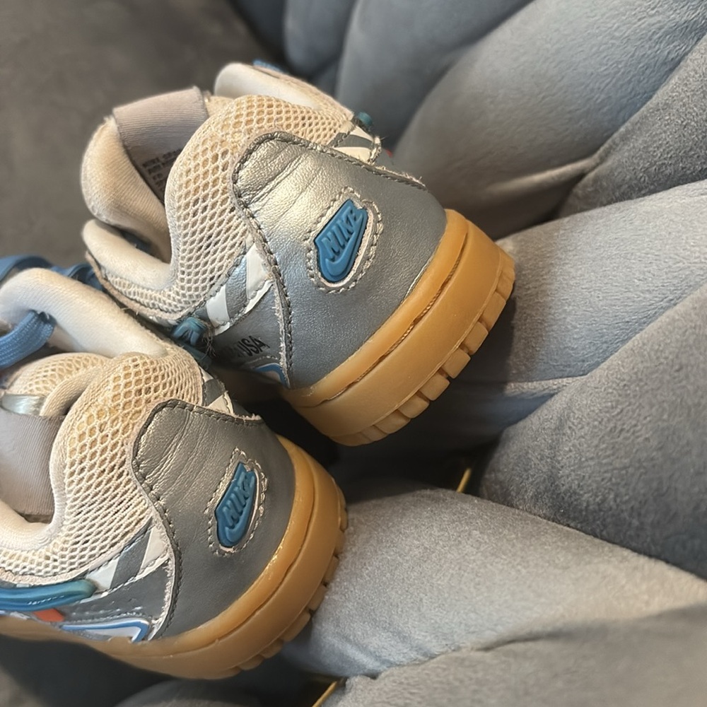 Dunks - Picture 6 of 6